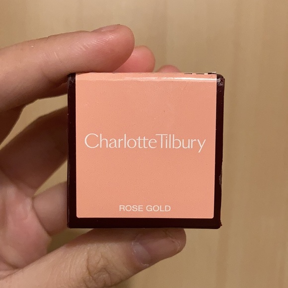 Charlotte Tilbury Pillow Talk Lipsticks, Lip Liner, and Eyes to Mesmerize Bundle - Picture 2 of 4